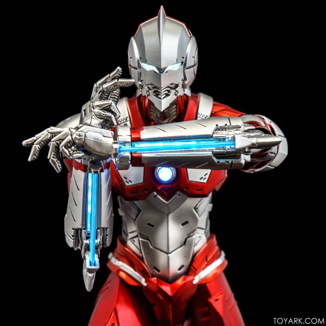 ThreeZero-Ultraman-19.jpg