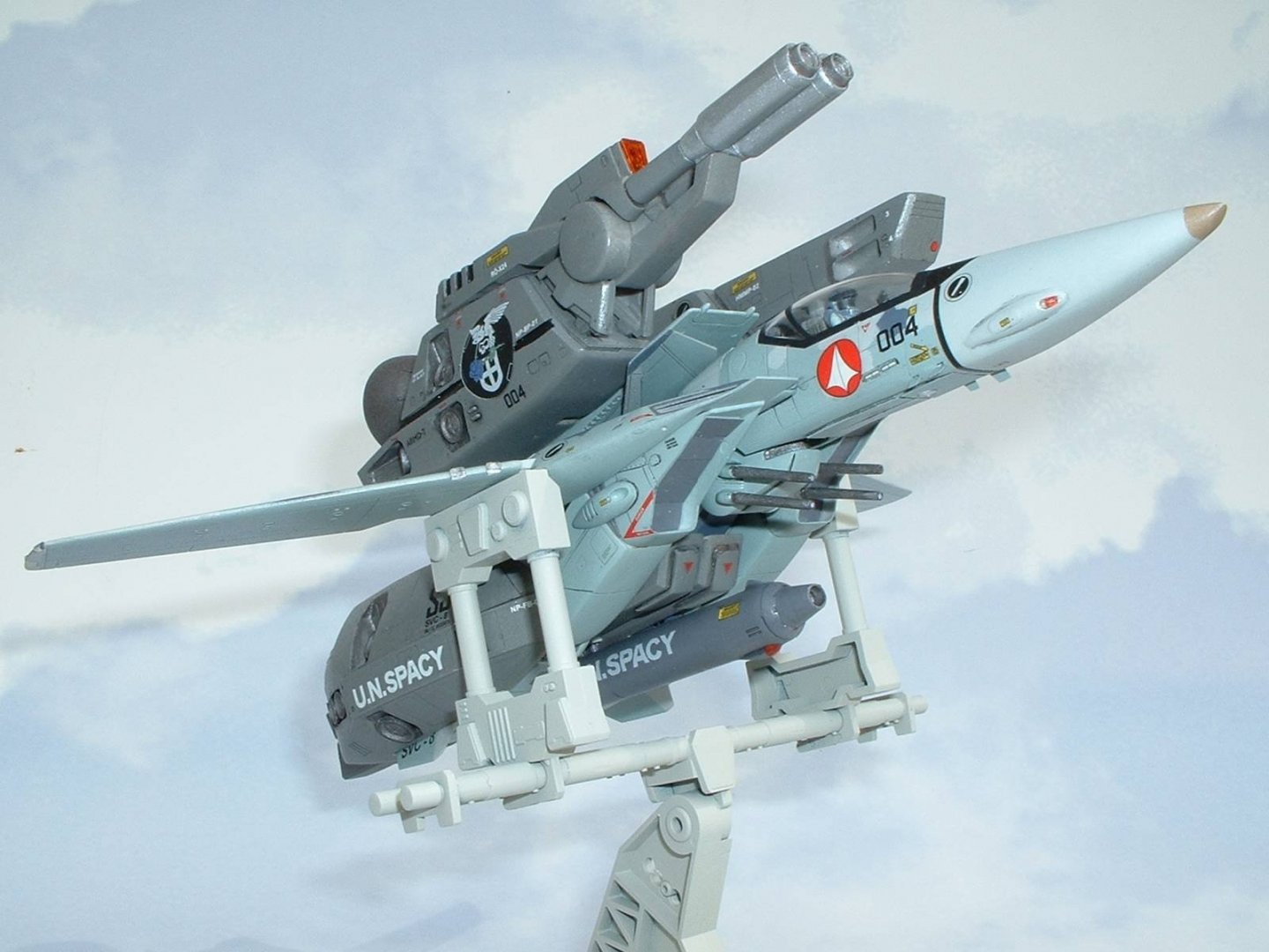 Blue Roses Camouflage VF-1S Strike 1 (7).jpg