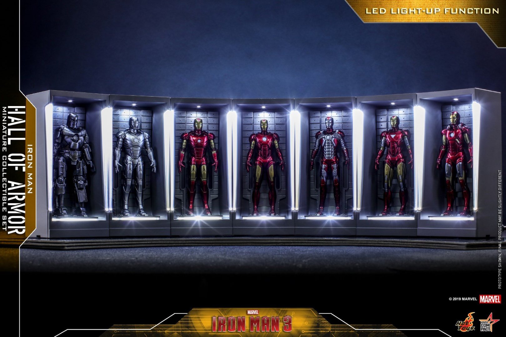 Hot-Toys-Iron-Man-Hall-of-Armor-Minis-003.jpg