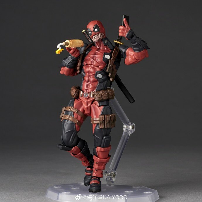 Revoltech-Deadpool-2.5-Red-001.jpg.c392f3a2c92786dfdb26f03a7a53c08e.jpg