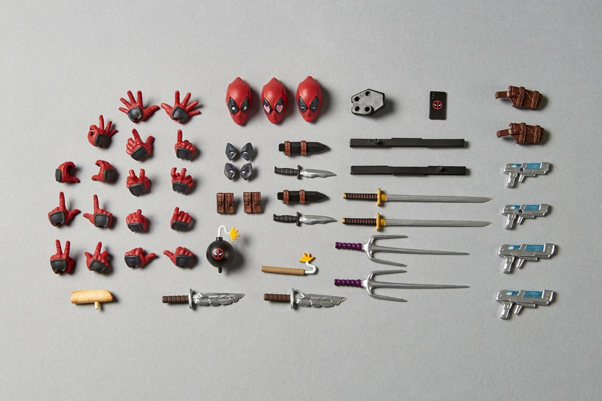 Revoltech-Deadpool-2.5-Red-004.jpg.9f12424067e9bb491fbde5dcfd172c8b.jpg